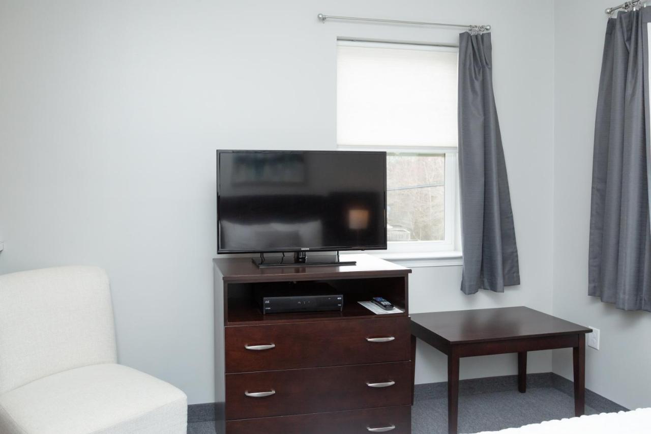 The Acorn Suites Mebane Eksteriør billede